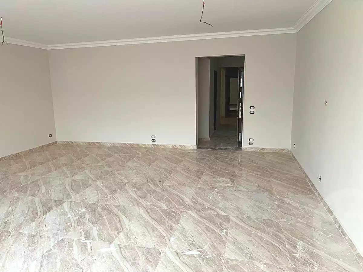 https://aqarmap.com.eg/en/listing/7127525-for-sale-cairo-new-cairo-compounds-el-mostashareen-compound