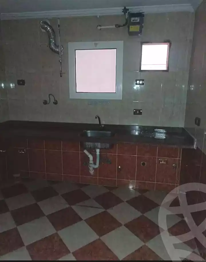 https://aqarmap.com.eg/ar/listing/7128302-for-rent-alexandria-ganaklis-shr-bw-qyr-tryq-lhry