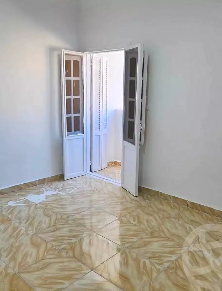 https://aqarmap.com.eg/ar/listing/7128362-for-sale-alexandria-sydy-bshr-sydy-bshr-bhry-shr-mhmd-njyb