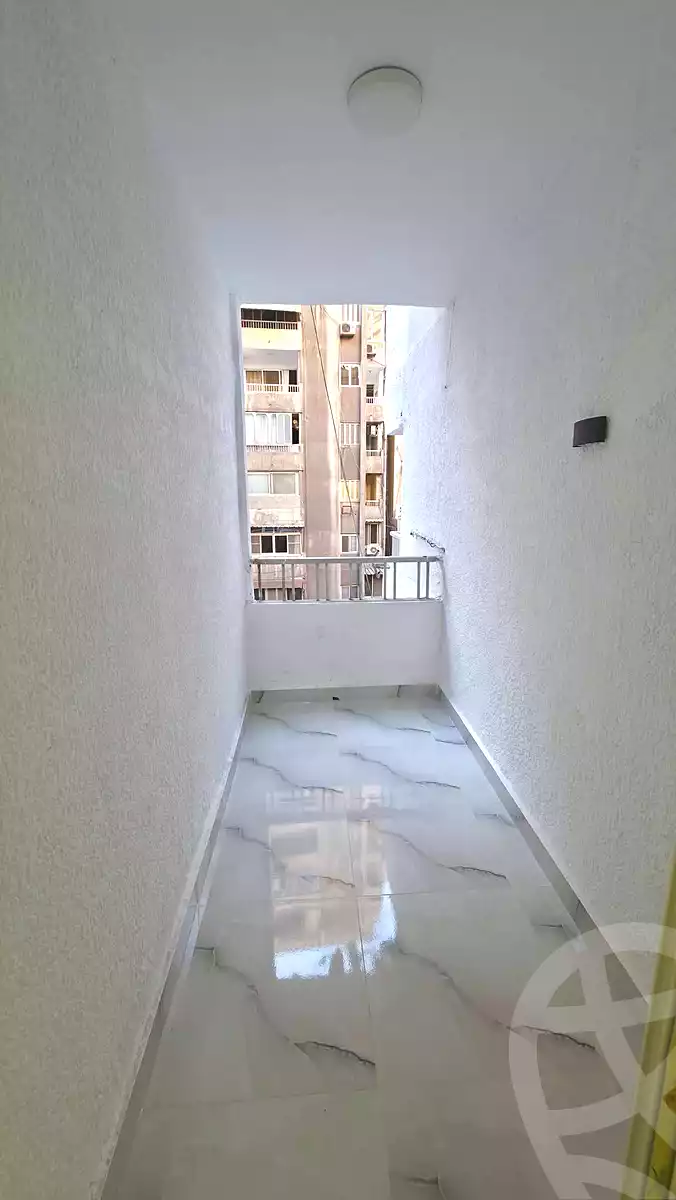 https://aqarmap.com.eg/en/listing/7128389-for-sale-alexandria-el-asafra-shr-jml-bd-lnsr
