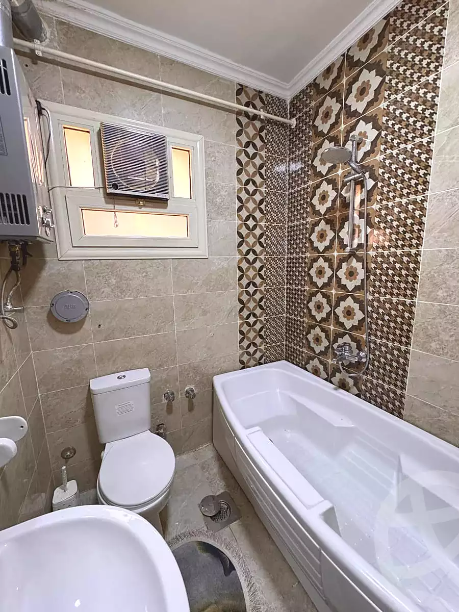 https://aqarmap.com.eg/ar/listing/7129367-for-rent-cairo-6th-of-october-compounds-jn-ktwbr