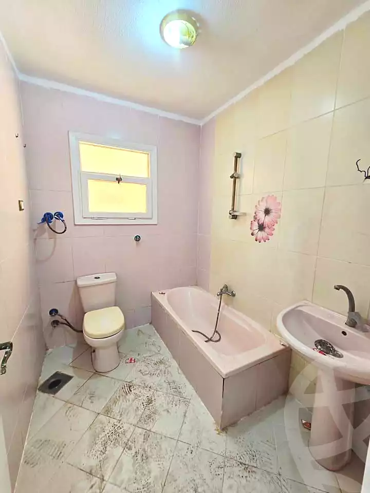 https://aqarmap.com.eg/ar/listing/7129582-for-sale-alexandria-al-agamy