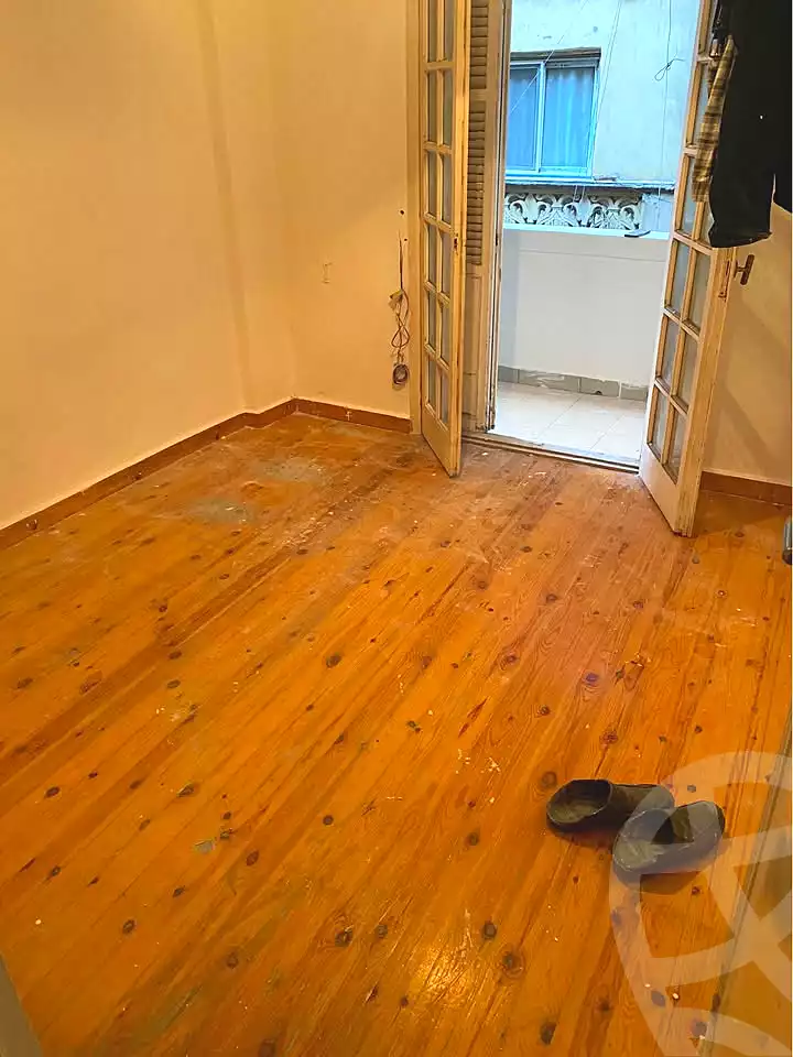 https://aqarmap.com.eg/en/listing/7129629-for-rent-alexandria-glim