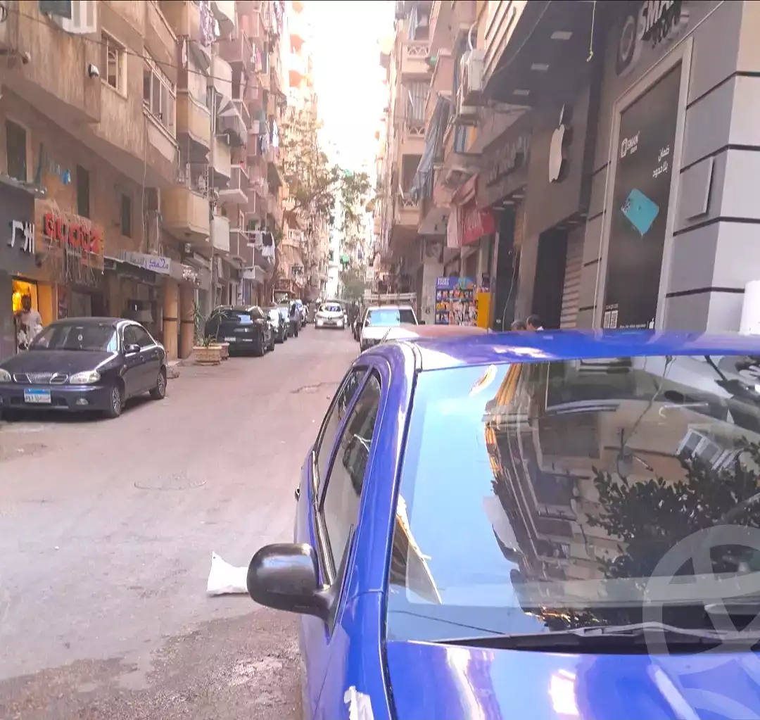 https://aqarmap.com.eg/ar/listing/7129678-for-sale-alexandria-el-asafra-ahmed-tiesser-st