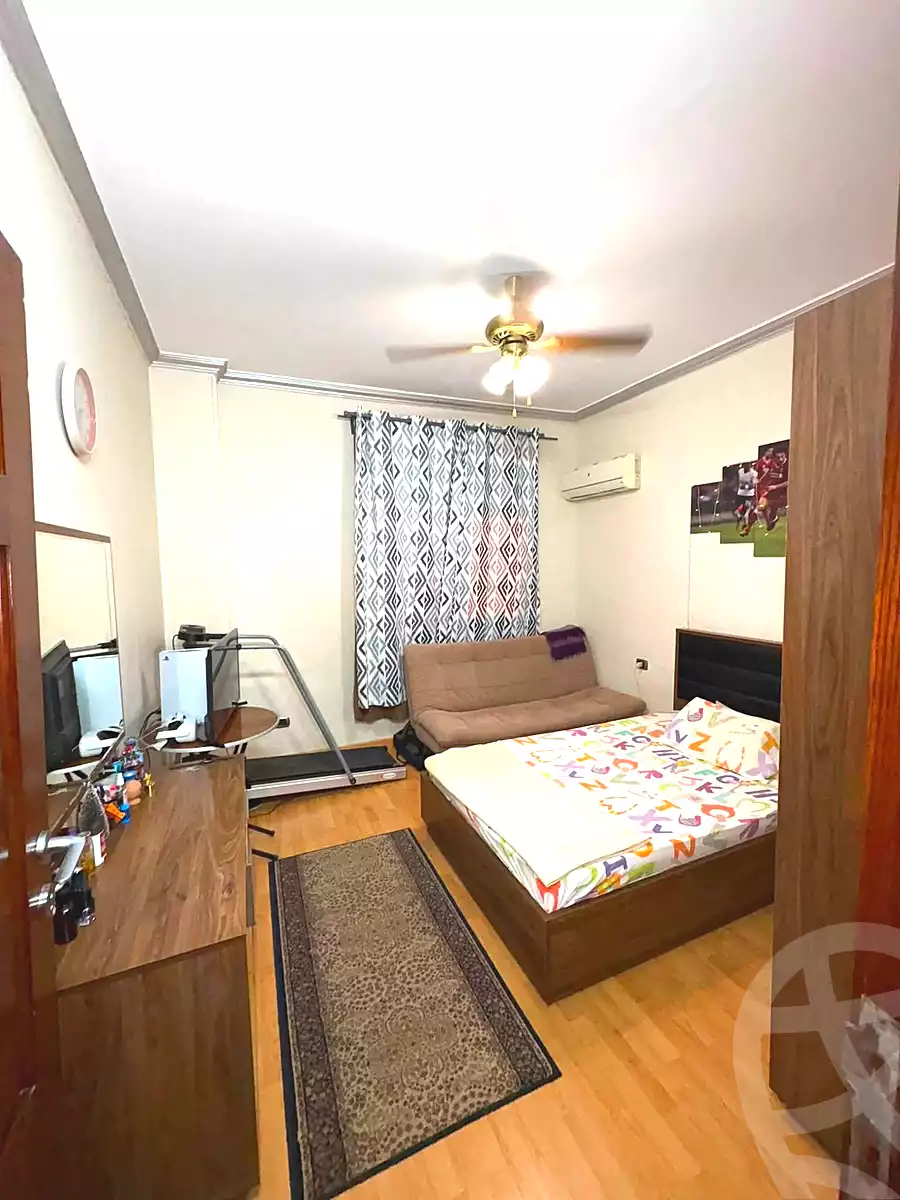 https://aqarmap.com.eg/ar/listing/7129981-for-sale-cairo-new-cairo-ganob-el-akadamiya-south-academy-a-el-shaheed-atef-el-sadat-st