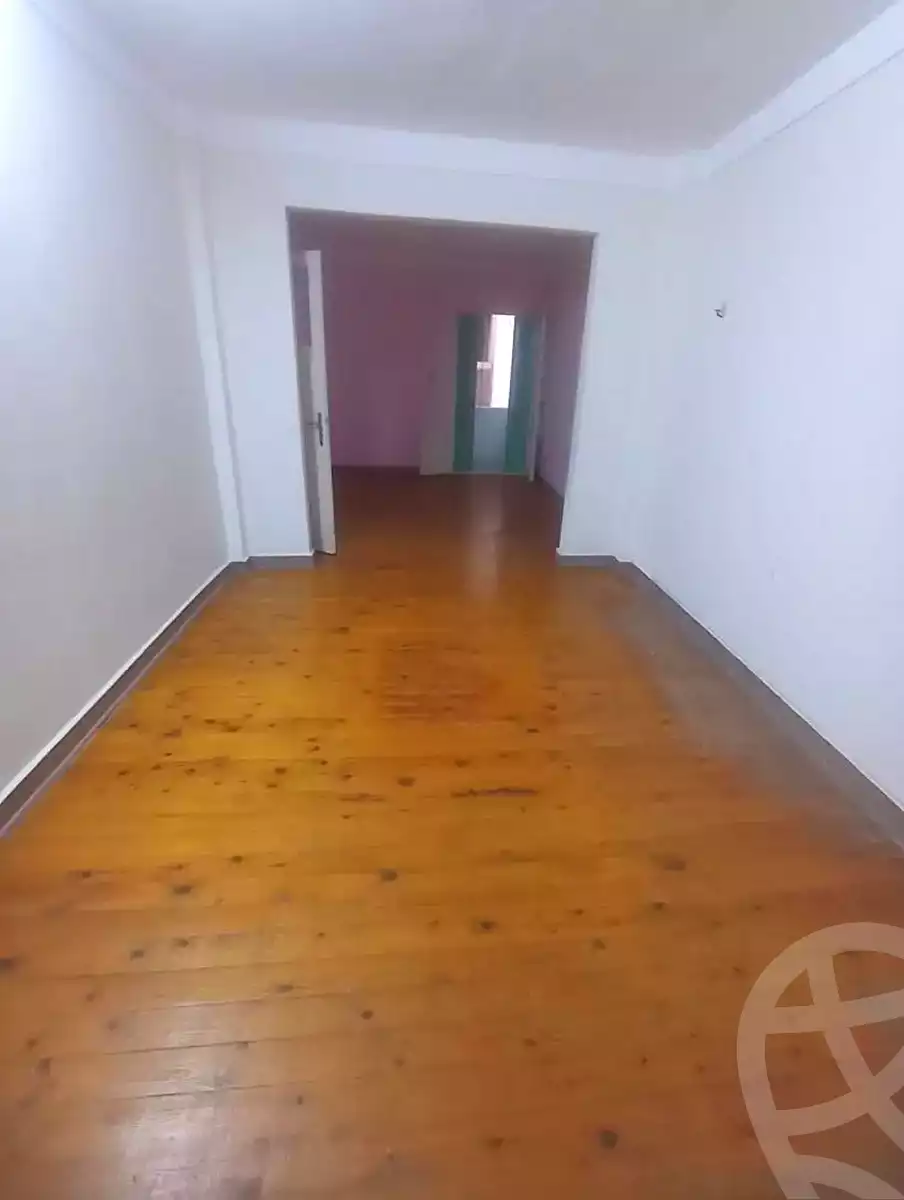 https://aqarmap.com.eg/en/listing/7130125-for-sale-alexandria-ganaklis-shr-bw-qyr-tryq-lhry
