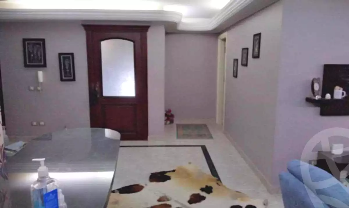 https://aqarmap.com.eg/ar/listing/7130164-for-sale-cairo-new-cairo-first-settlement-neighbourhood-4-hossam-gawesh-st
