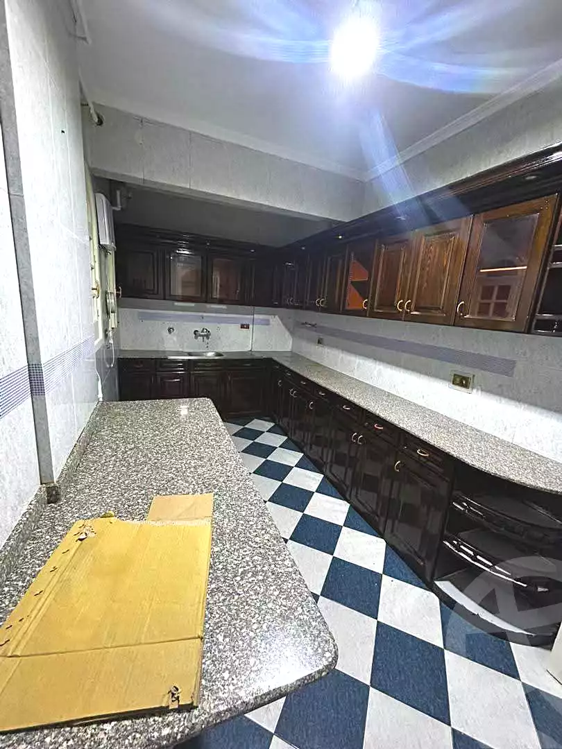 https://aqarmap.com.eg/ar/listing/7130424-for-rent-alexandria-sydy-bshr-sydy-bshr-bhry-shr-mhmwd-l-yswy