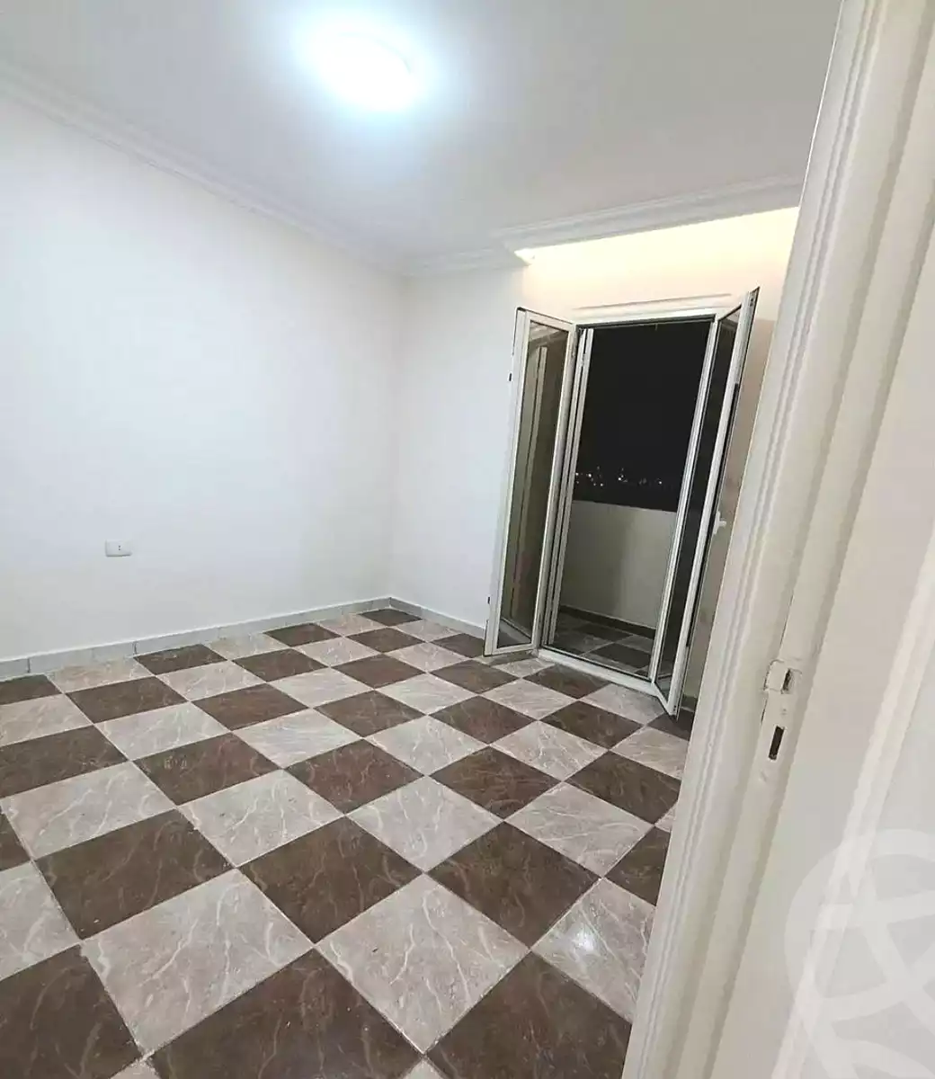 https://aqarmap.com.eg/ar/listing/7130606-for-sale-alexandria-al-agamy-lbytsh-shahr-al-assal-st
