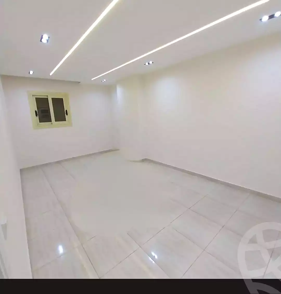 https://aqarmap.com.eg/ar/listing/7130618-for-sale-alexandria-al-agamy-lbytsh-bianchiii