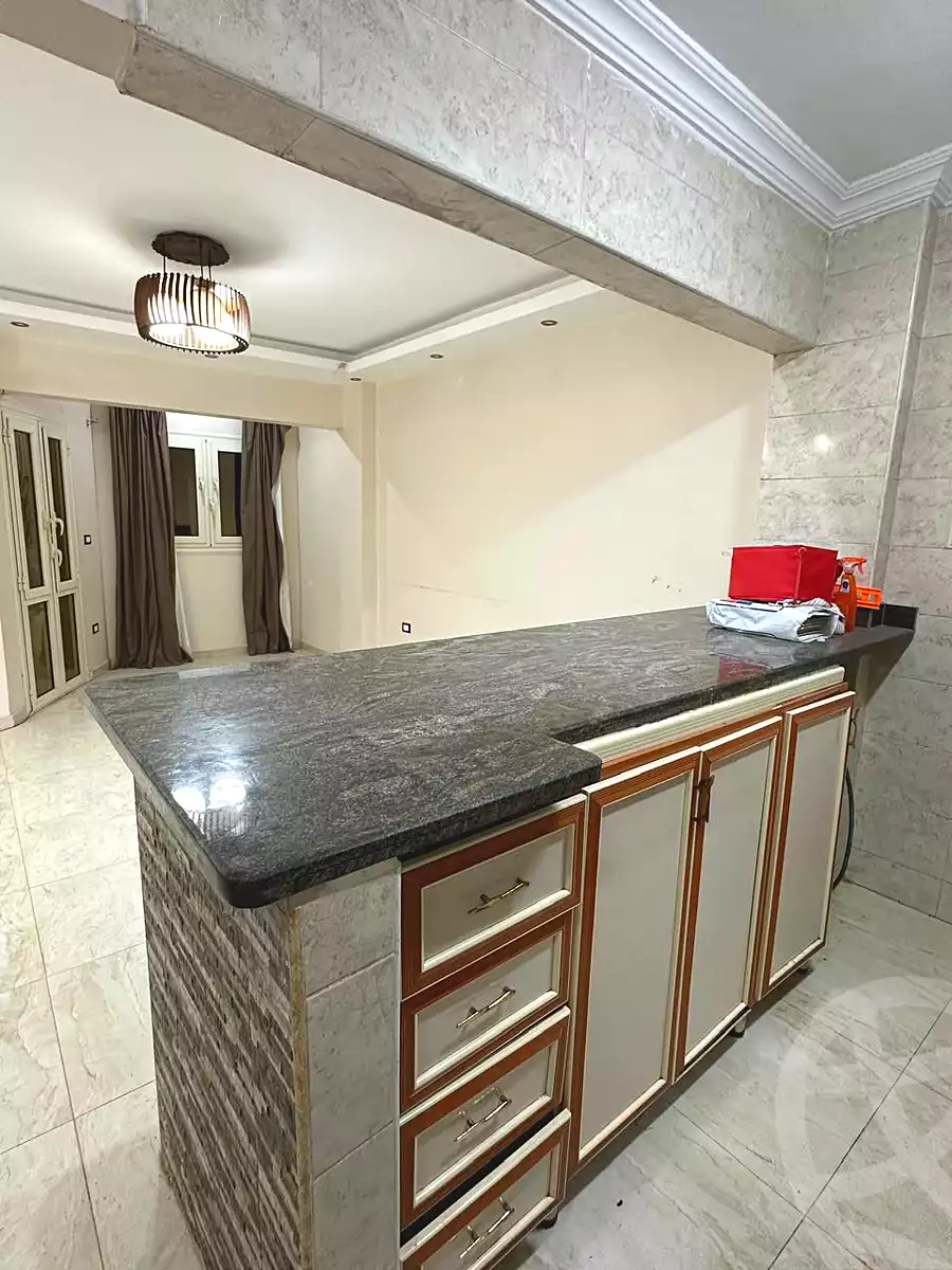 https://aqarmap.com.eg/ar/listing/7130884-for-sale-cairo-6th-of-october-el-ahyaa-neighborhood-3rd