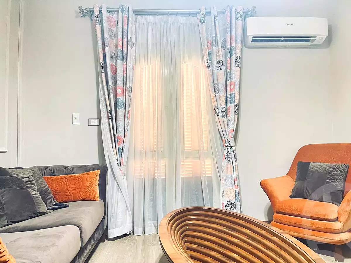 https://aqarmap.com.eg/ar/listing/7130959-for-rent-cairo-6th-of-october-compounds
