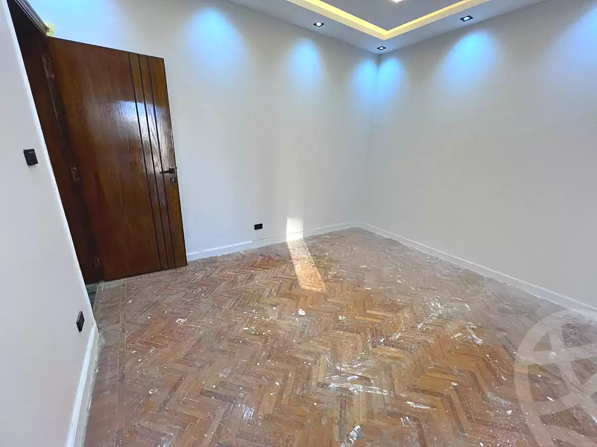 https://aqarmap.com.eg/ar/listing/7131199-for-sale-cairo-el-mohandesen-shareaa-ahmed-orabi