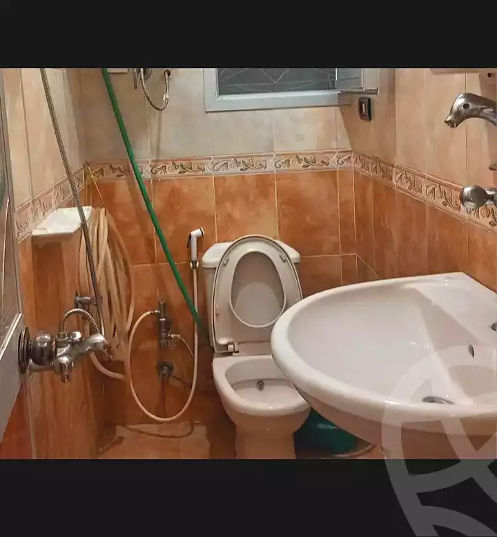 https://aqarmap.com.eg/ar/listing/7131307-for-sale-alexandria-el-asafra-l-sfr-qbly
