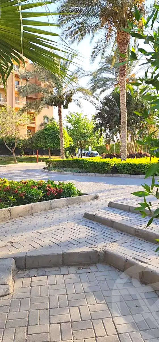 https://aqarmap.com.eg/ar/listing/7131376-for-sale-cairo-6th-of-october-hadaeq-october-compounds-ashgar-city