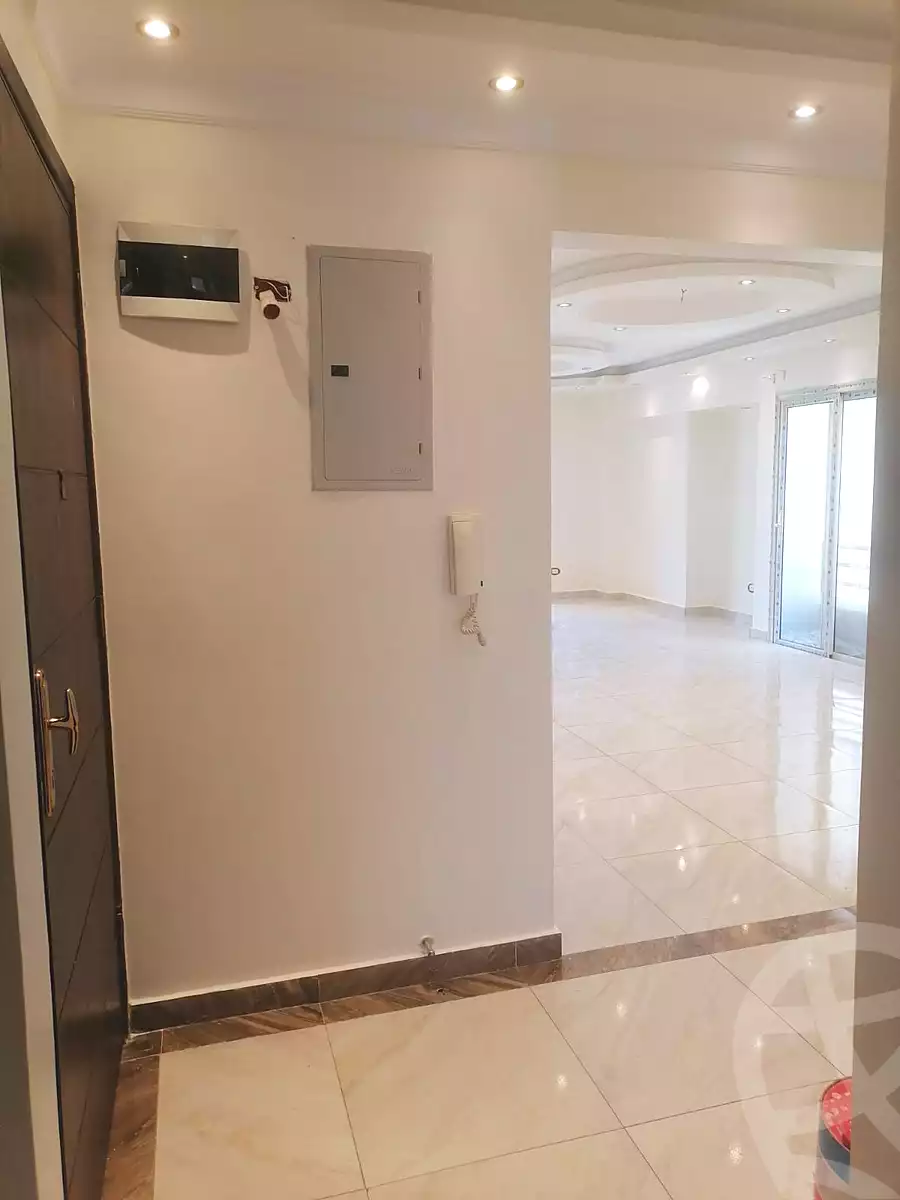 https://aqarmap.com.eg/en/listing/7131489-for-rent-cairo-new-cairo-compounds-the-square