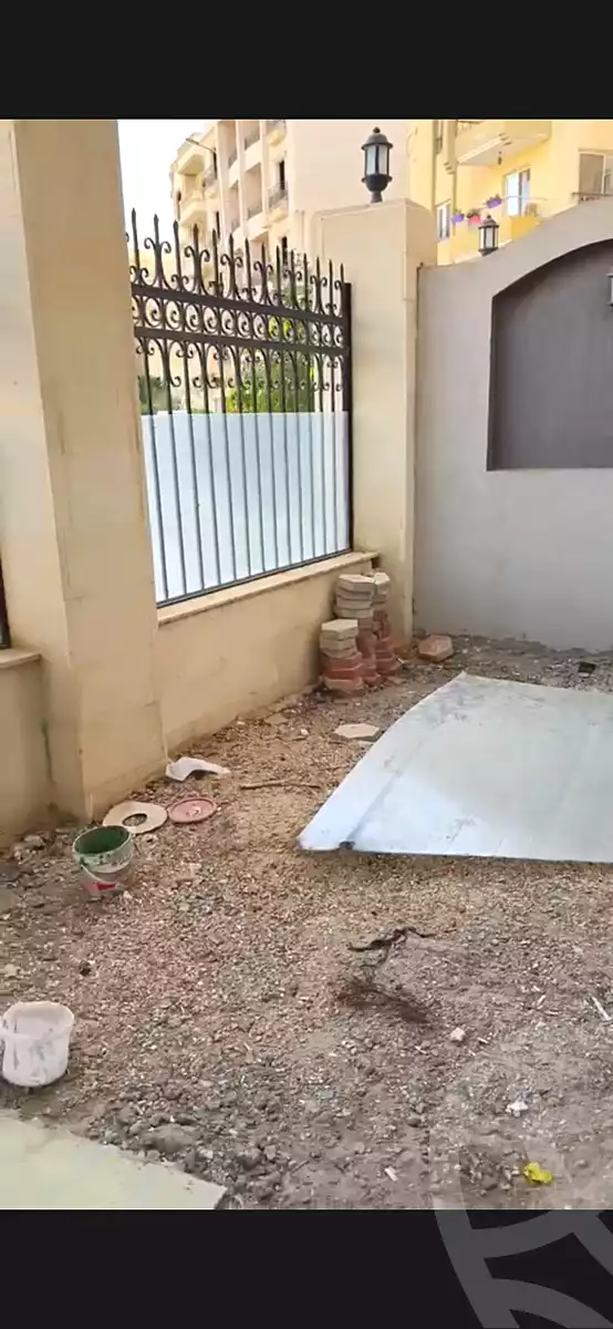 https://aqarmap.com.eg/ar/listing/7131636-for-sale-cairo-new-cairo-el-narges-el-narges-omarat-abdul-rahman-al-rafie-st