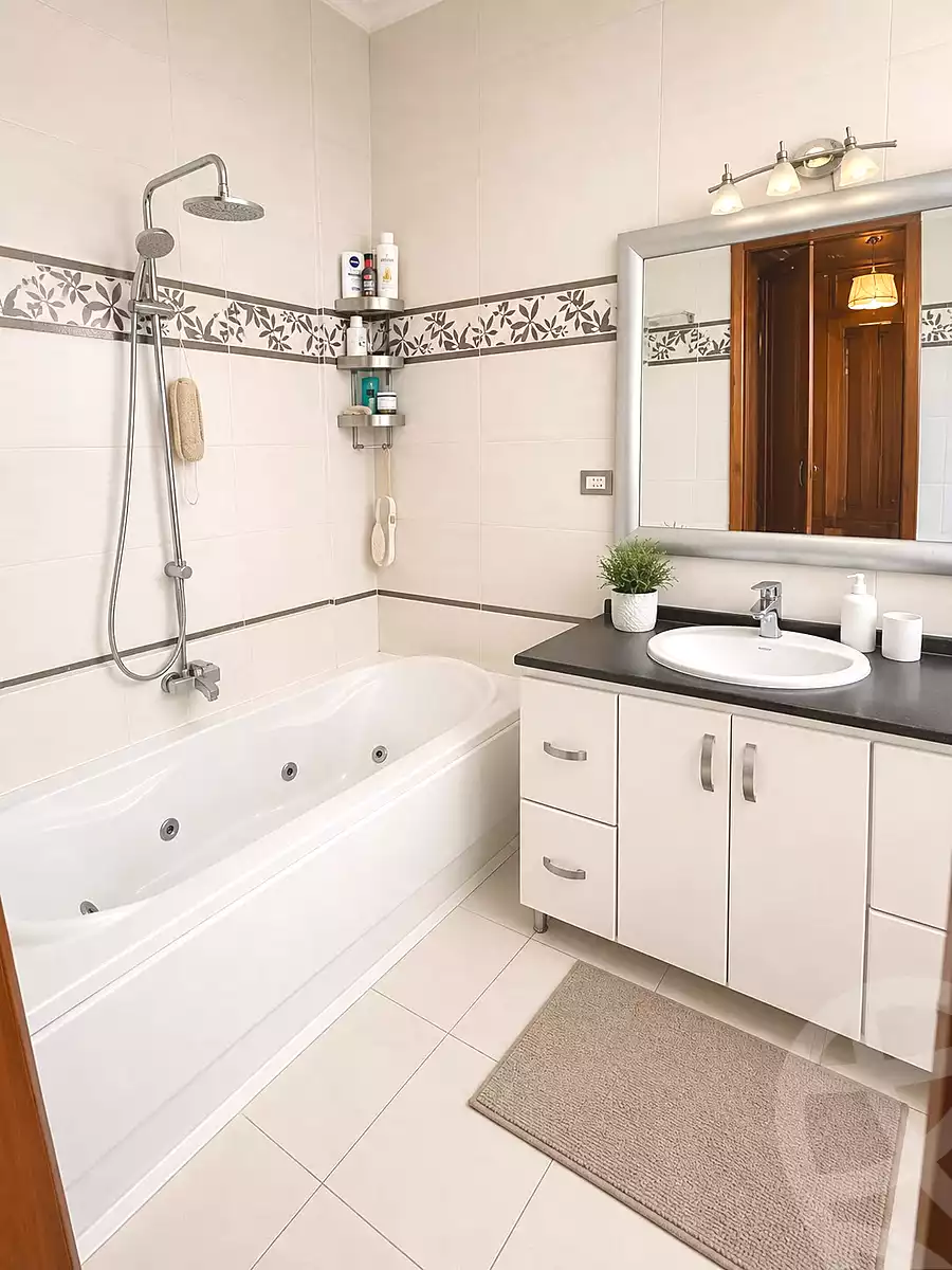 https://aqarmap.com.eg/en/listing/7131750-for-sale-cairo-el-shorouk-compounds-joudya-mall