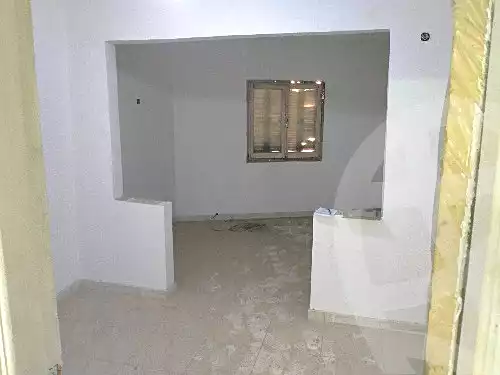 https://aqarmap.com.eg/ar/listing/7131776-for-rent-cairo-ain-shams-yn-shms-lgrby-shr-lmtrwy