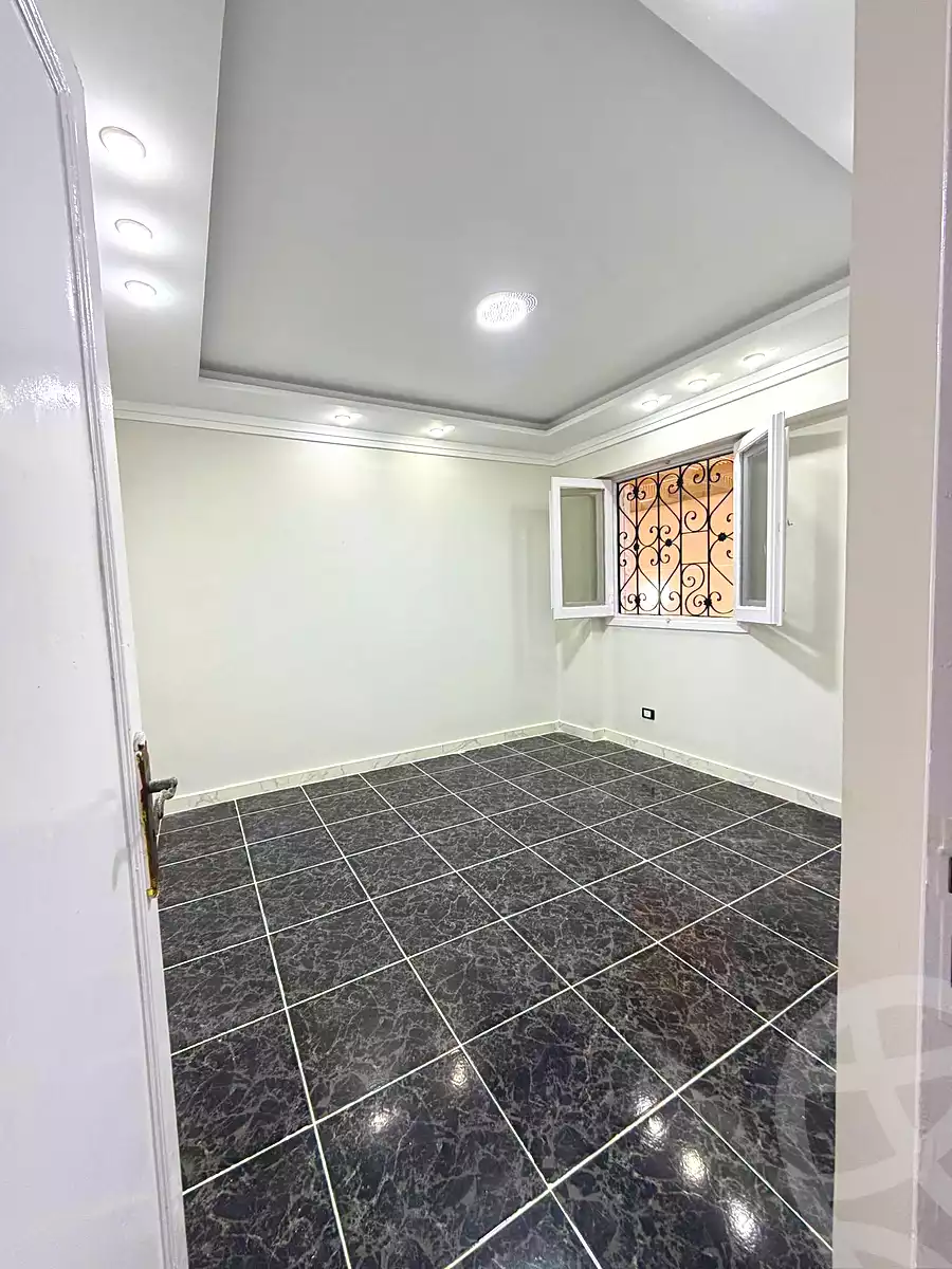 https://aqarmap.com.eg/ar/listing/7131949-for-sale-alexandria-al-agamy-shataa-el-nakheel