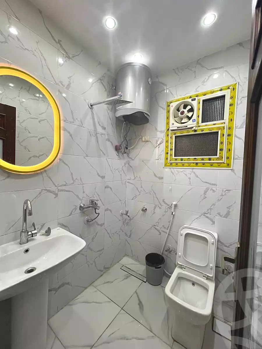 https://aqarmap.com.eg/ar/listing/7131967-for-sale-cairo-el-sheikh-zayed-city-el-hay-elthamen-area-1