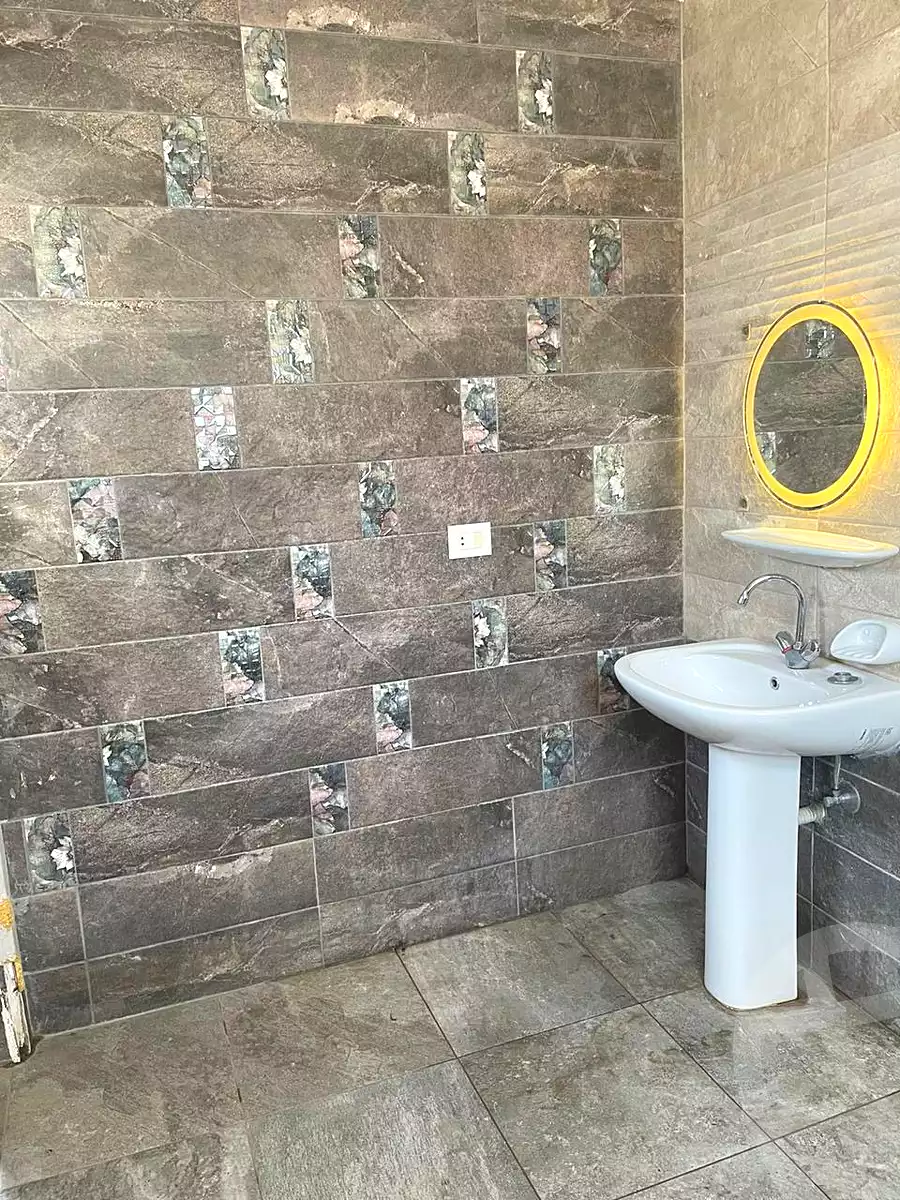 https://aqarmap.com.eg/ar/listing/7132078-for-sale-cairo-new-cairo-ganob-el-akadamiya-south-academy-a-ammar-ibn-yasser-st
