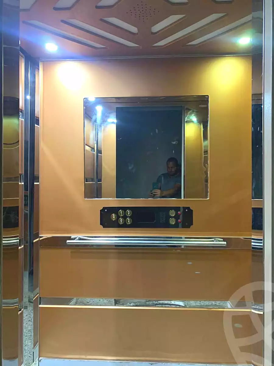 https://aqarmap.com.eg/ar/listing/7132078-for-sale-cairo-new-cairo-ganob-el-akadamiya-south-academy-a-ammar-ibn-yasser-st