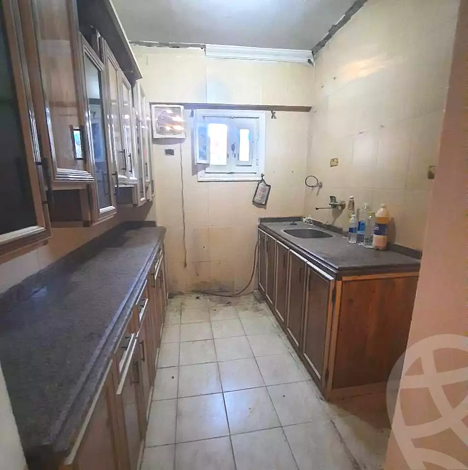 https://aqarmap.com.eg/ar/listing/7133560-for-sale-alexandria-al-agamy-el-hanouvel-al-asdakaa-st