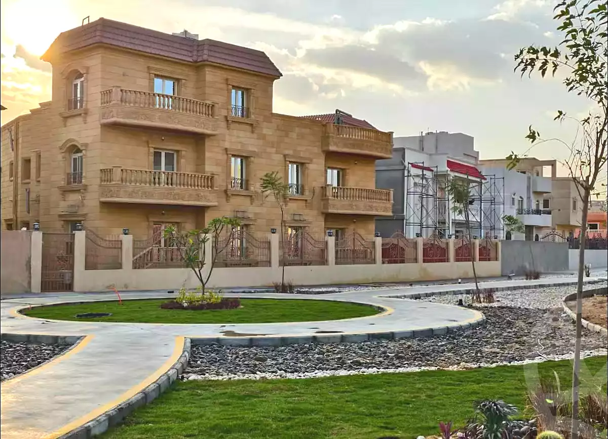 https://aqarmap.com.eg/ar/listing/7133735-for-rent-cairo-6th-of-october-compounds-blm-fyl