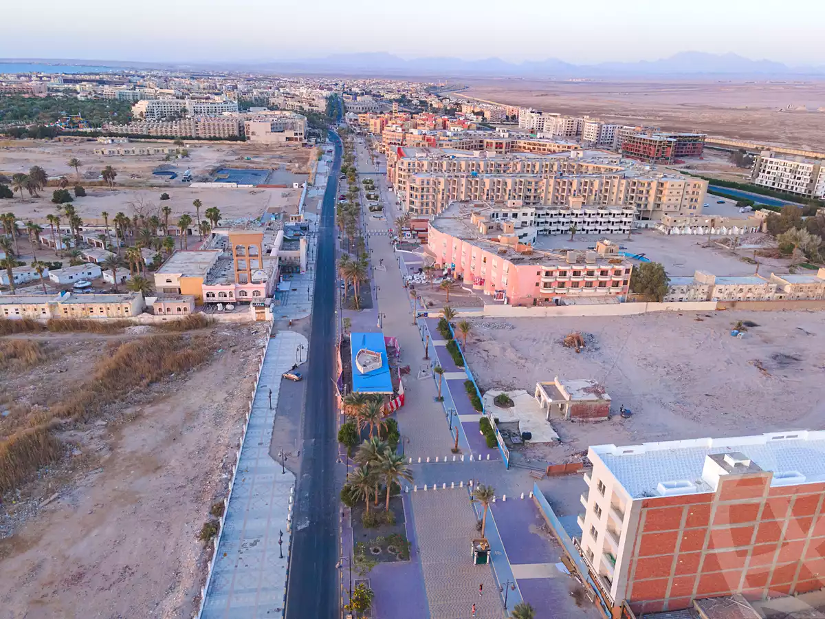 https://aqarmap.com.eg/en/listing/7134058-for-sale-red-sea-hurghada-resorts-grand-rock-resort-al-hares