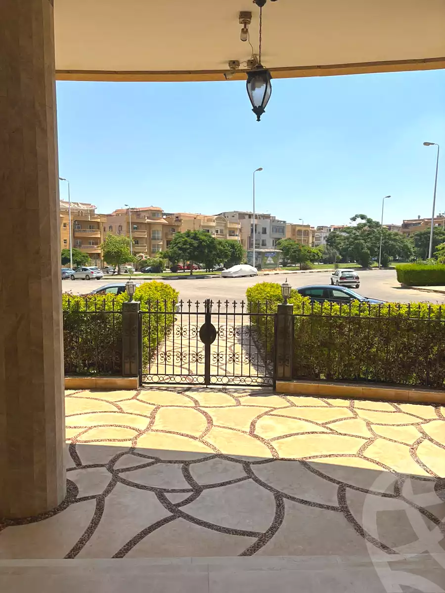 https://aqarmap.com.eg/ar/listing/7134144-for-sale-cairo-new-cairo-el-yassamin-el-yasmeen-7-el-shaheed-mahmoud-maher-st