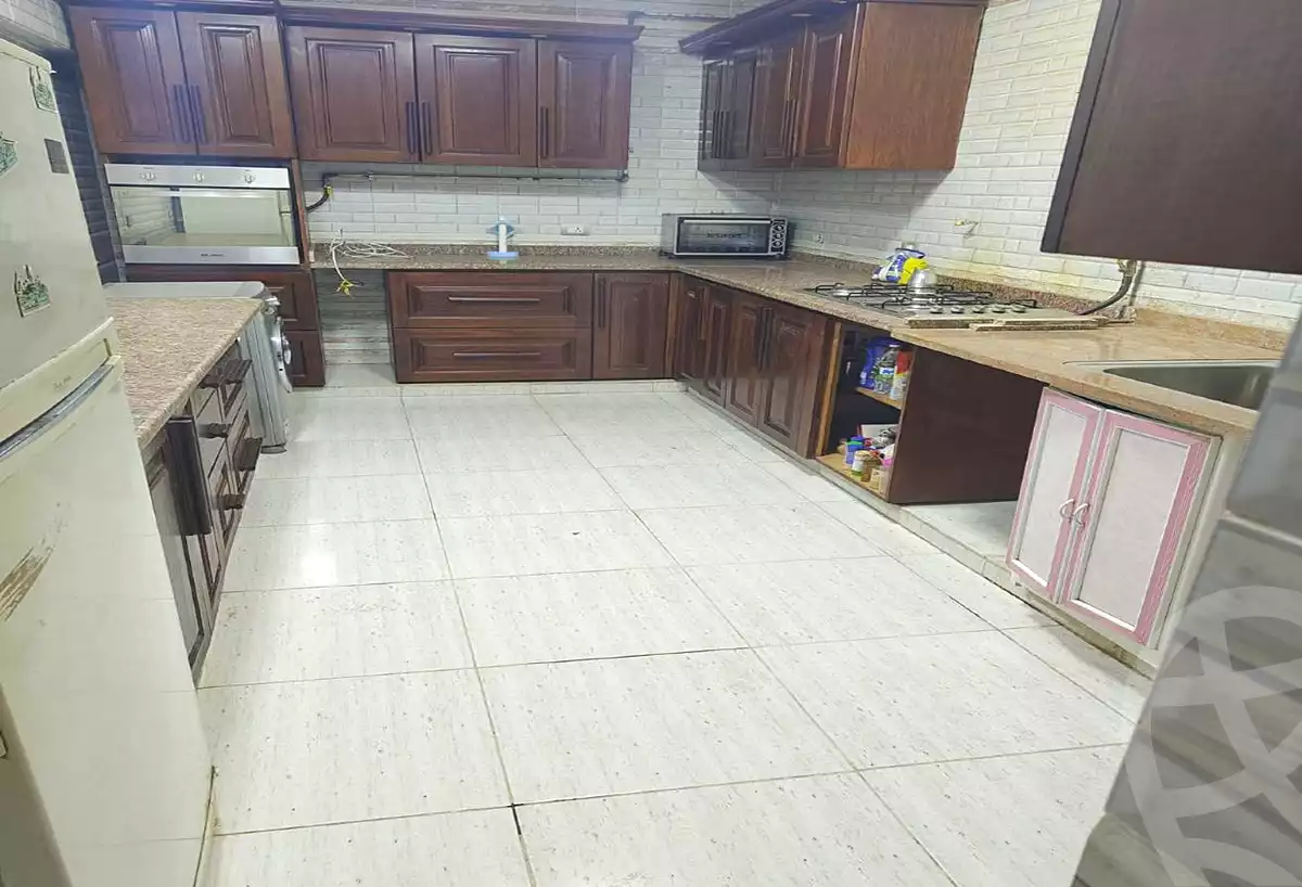 https://aqarmap.com.eg/en/listing/7134216-for-sale-cairo-new-cairo-compounds-galleria-moon-valley-compound-arabia