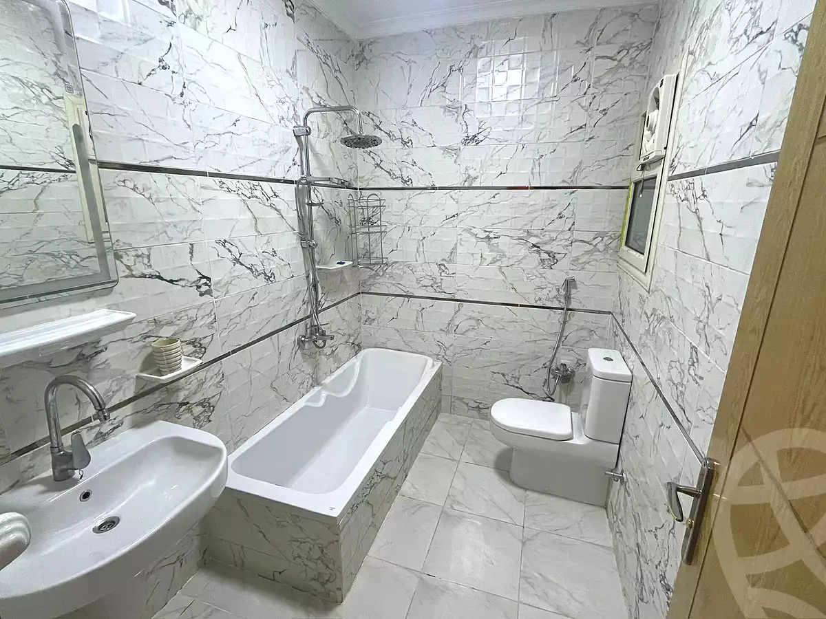 https://aqarmap.com.eg/ar/listing/7134232-for-rent-cairo-el-sheikh-zayed-city-compounds-el-khamayel