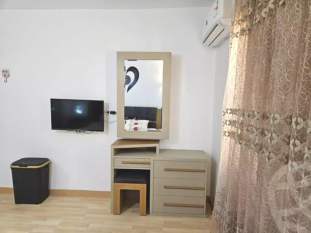 https://aqarmap.com.eg/en/listing/7134250-for-sale-cairo-el-sheikh-zayed-city-el-hay-elthamen-area-1