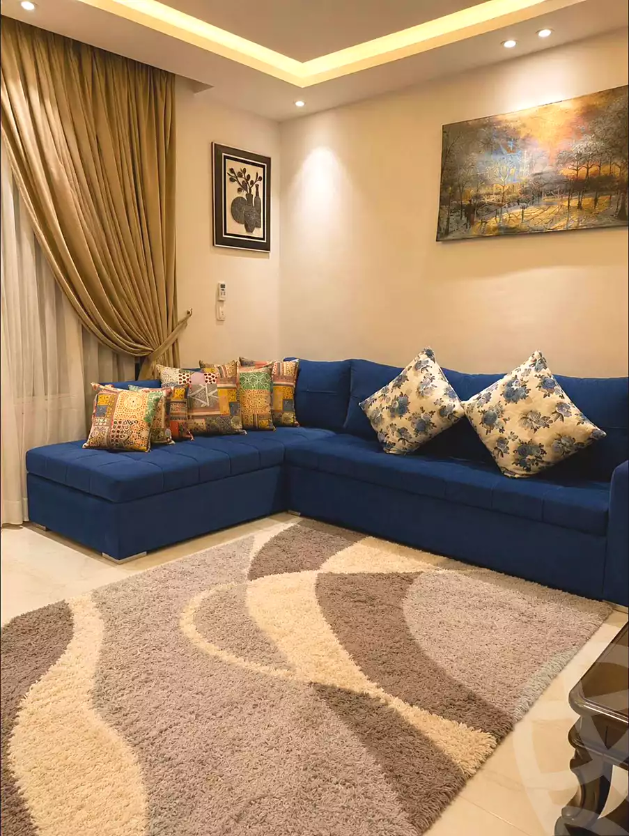 https://aqarmap.com.eg/ar/listing/7134247-for-rent-cairo-el-sheikh-zayed-city-compounds-el-khamayel