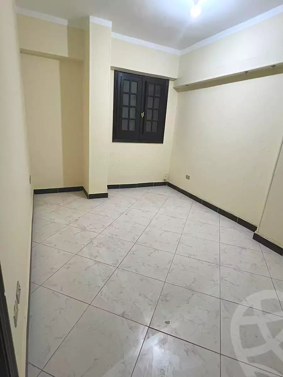 https://aqarmap.com.eg/ar/listing/7134374-for-rent-cairo-6th-of-october-el-ahyaa-neighborhood-4th-neighbourhood-1