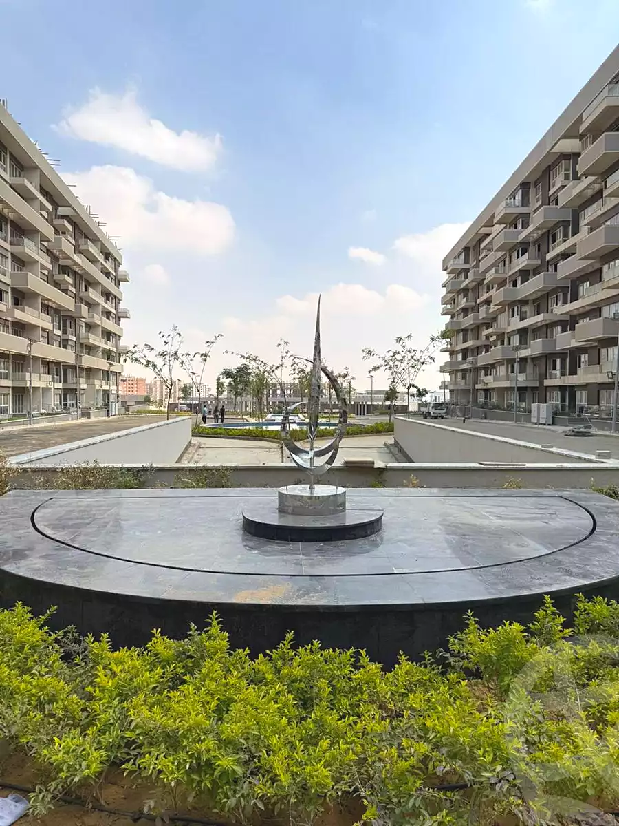 https://aqarmap.com.eg/ar/listing/7134409-for-sale-cairo-new-administrative-capital-r7-scenario