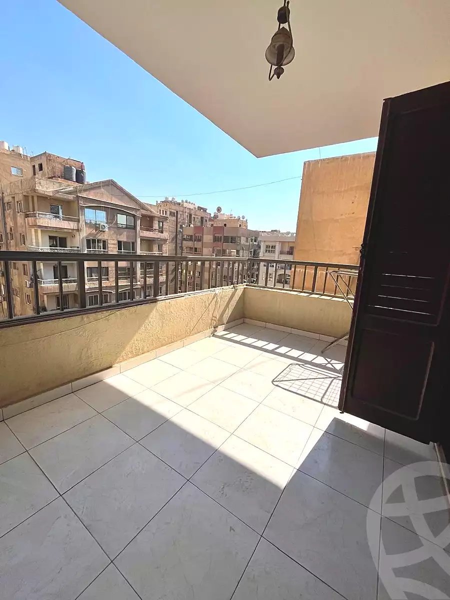 https://aqarmap.com.eg/en/listing/7134556-for-sale-cairo-nasr-city-hay-el-sefarat-mecca-st