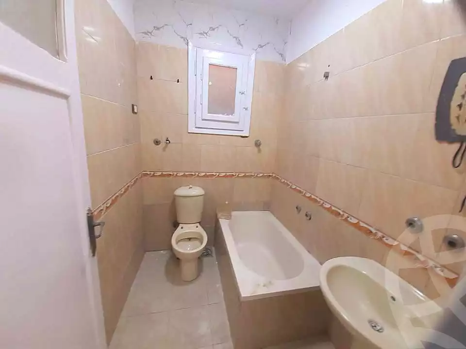 https://aqarmap.com.eg/ar/listing/7134629-for-sale-alexandria-al-agamy-shataa-el-nakheel