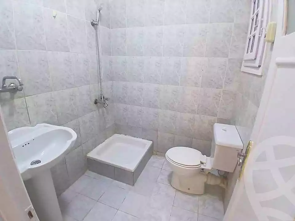 https://aqarmap.com.eg/en/listing/7134638-for-sale-alexandria-al-agamy-shataa-el-nakheel