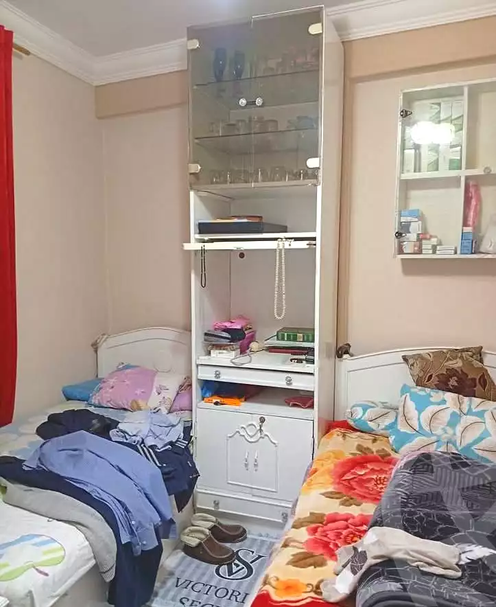 https://aqarmap.com.eg/ar/listing/7134651-for-sale-alexandria-sydy-bshr-shr-mlk-hfny