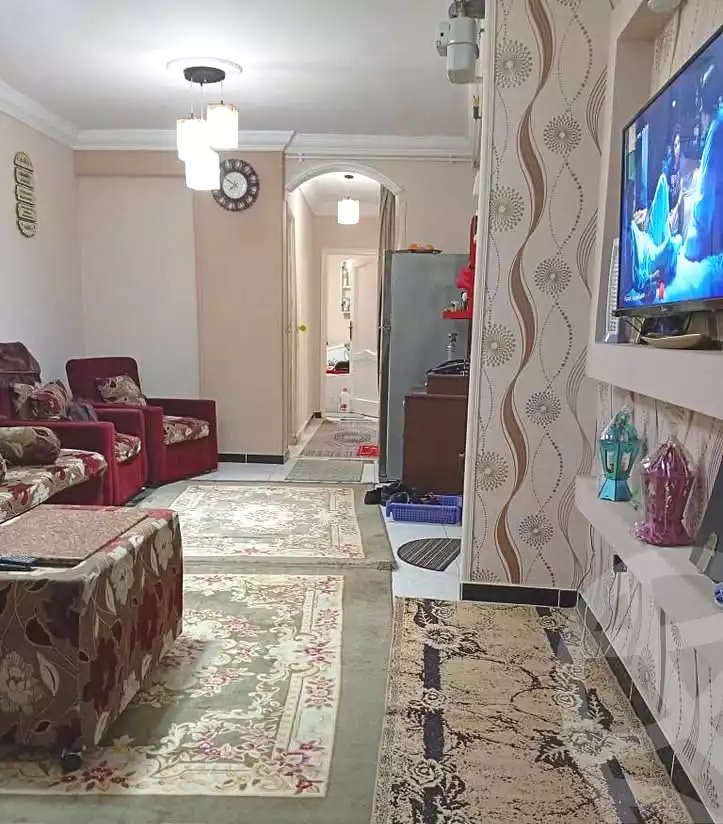 https://aqarmap.com.eg/ar/listing/7134651-for-sale-alexandria-sydy-bshr-shr-mlk-hfny