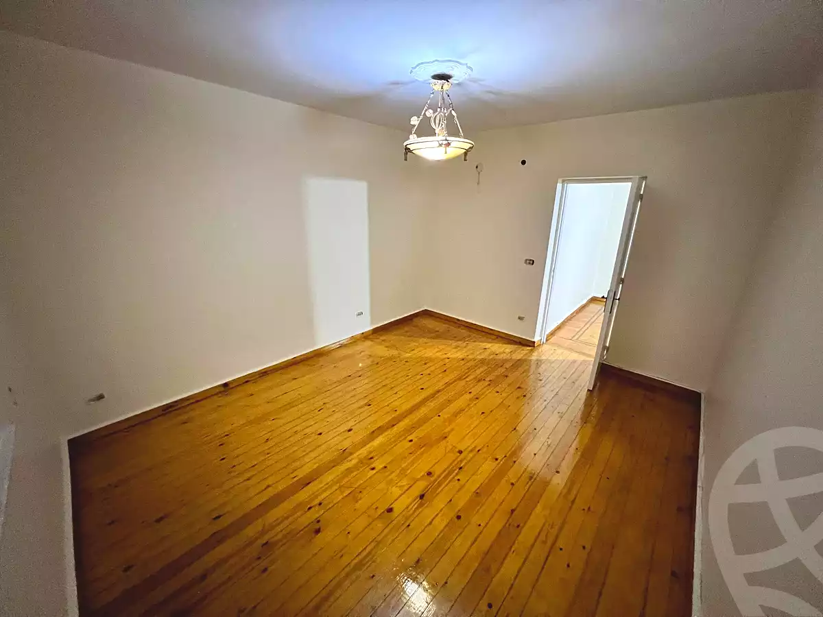 https://aqarmap.com.eg/ar/listing/7135042-for-rent-alexandria-el-asafra-l-sfr-bhry