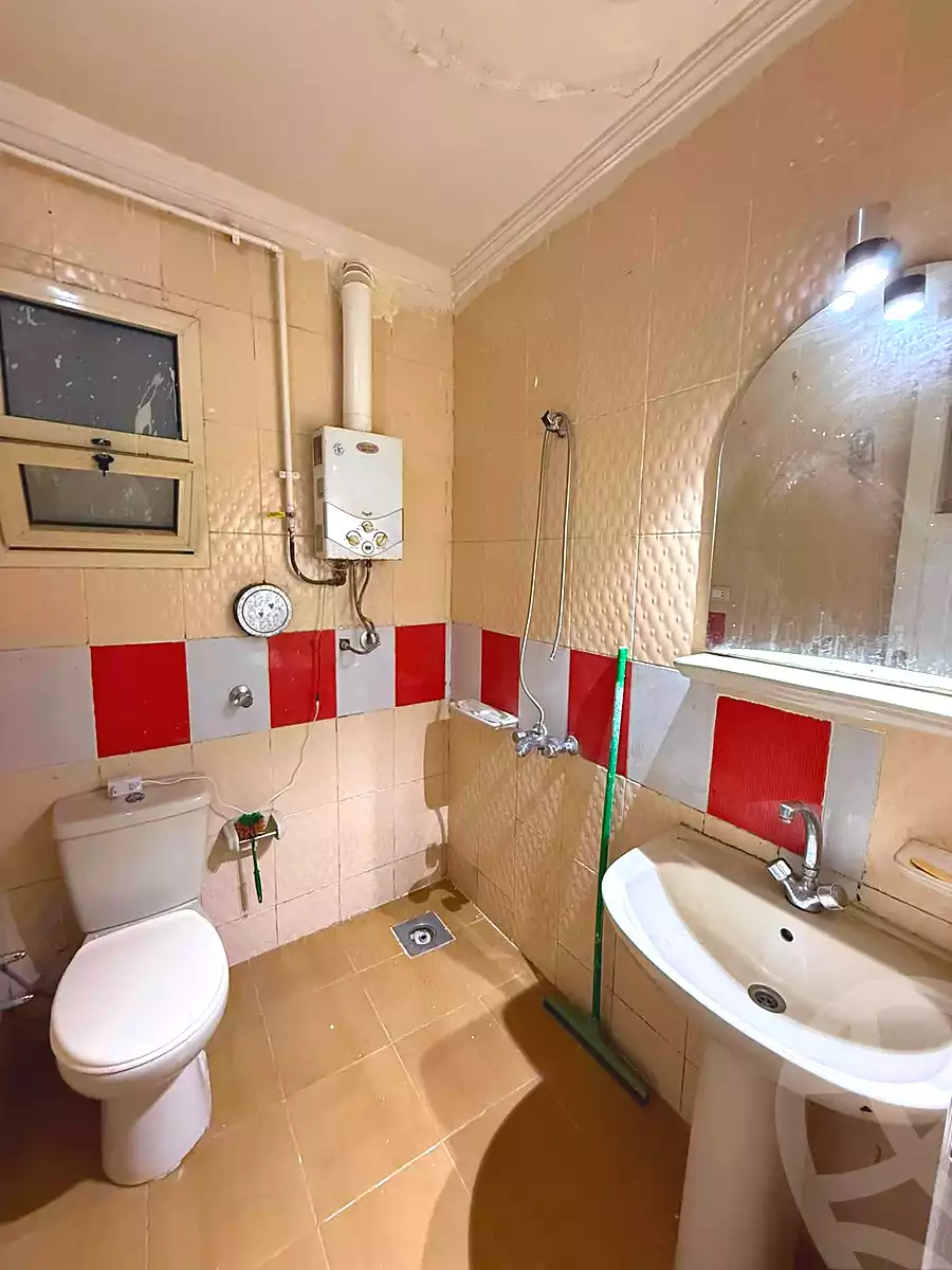 https://aqarmap.com.eg/ar/listing/7135048-for-sale-alexandria-el-asafra-ahmed-tiesser-st