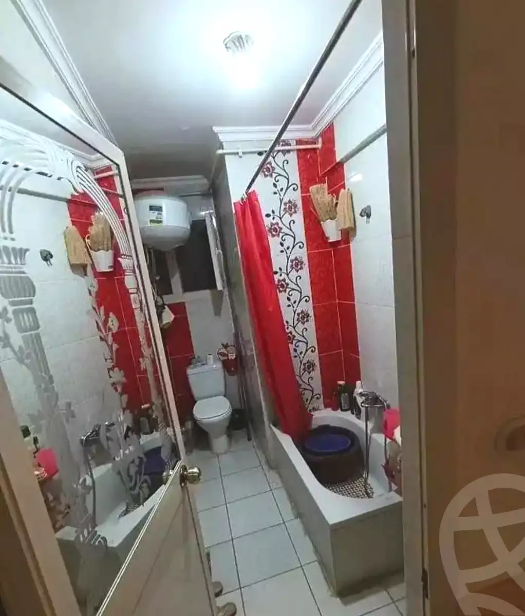 https://aqarmap.com.eg/ar/listing/7135083-for-sale-alexandria-sydy-bshr-sydy-bshr-bhry