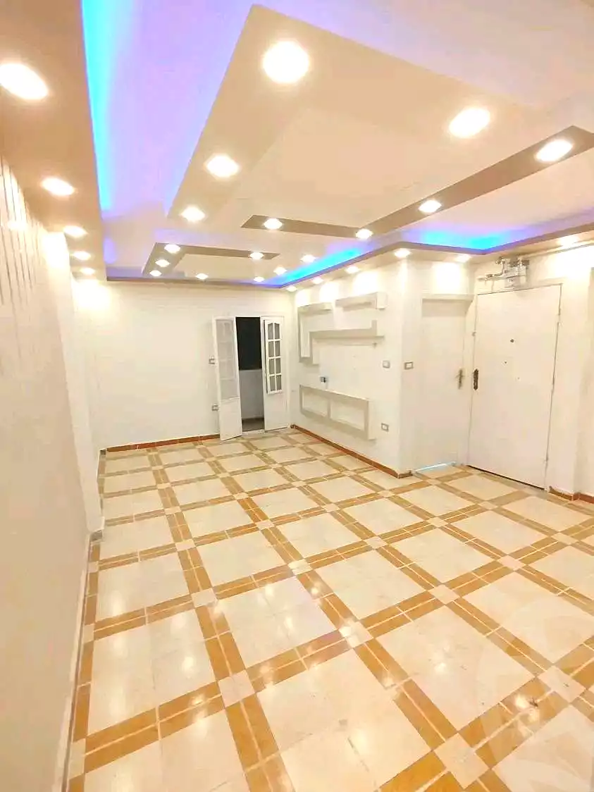 https://aqarmap.com.eg/ar/listing/7135140-for-sale-alexandria-lsywf-el-falki