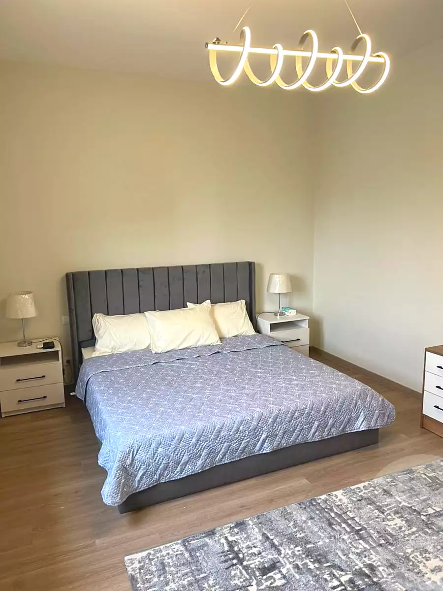 https://aqarmap.com.eg/ar/listing/7135190-for-rent-cairo-new-cairo-compounds-mivida-avenues-residence-mivida