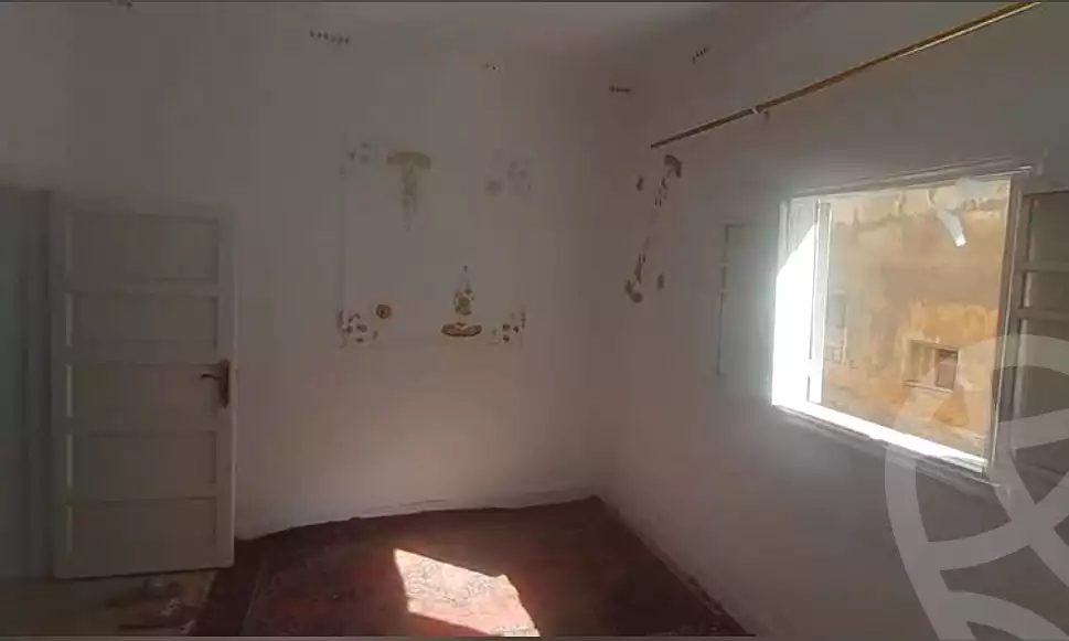 https://aqarmap.com.eg/ar/listing/7135422-for-sale-alexandria-al-agamy-el-hanouvel