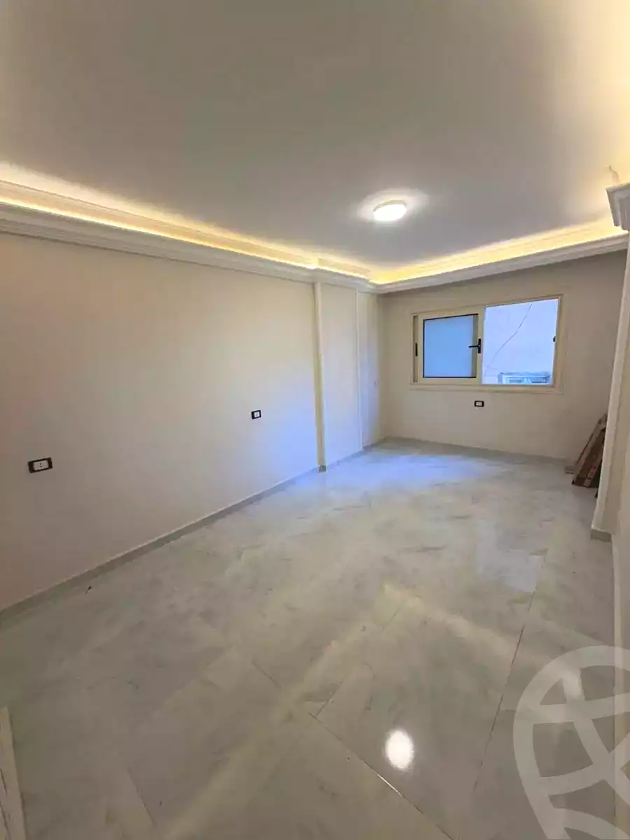 https://aqarmap.com.eg/ar/listing/7135504-for-sale-alexandria-al-agamy-lbytsh