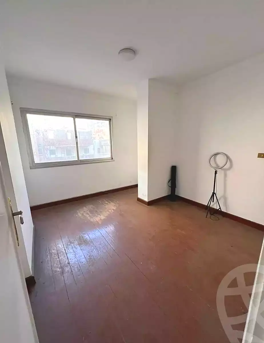 https://aqarmap.com.eg/ar/listing/7135532-for-sale-alexandria-fyktwry-shr-jml-bd-lnsr